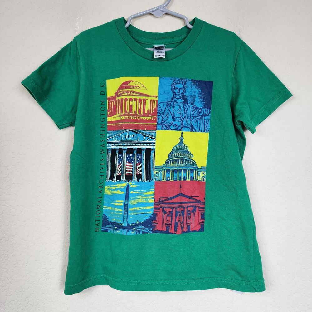 Size 8 Washington DC Graphic Tee Shirt Top